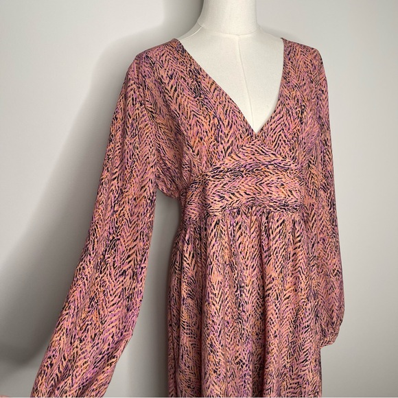 Zara Dresses & Skirts - Zara Printed Mini Dress Pink Black Elastic Empire Waist Flowy Large